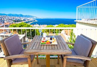 Iconic Stone Houses allows 18 year olds to book a room