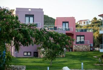 Blue Waves Houses has Balcony rooms