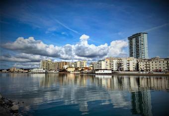 Maremma Holidays - Cimarosa Apartment has Balcony rooms