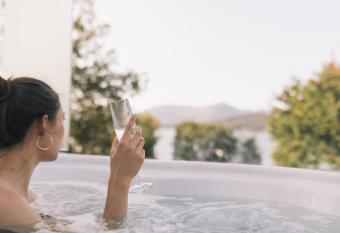 SeaBeds - Luxury Lookouts with Hot Tubs has rooms with a private hot tub