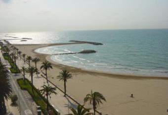 Lovely seaside apartment in front of Calafell beach and Cunit beach has Balcony rooms