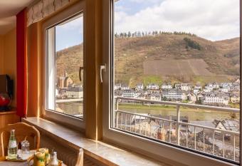 Hotel Villa Tummelchen has Balcony rooms