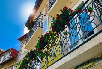 BF Apartments allows 18 year olds to book a room