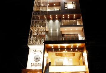 TRESCA A LUXURY HOTEL has Smoking/Balcony rooms