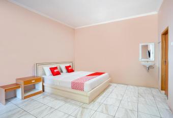 SPOT ON 2974 Penginapan Roma 88 allows 18 year olds to book a room