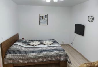 STUDIO ELLA has Balcony rooms