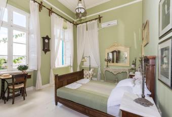 Villa Maria-Syros has Balcony rooms