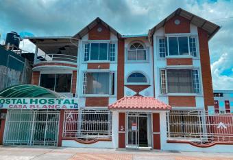 Hostal Casa Blanca has Balcony rooms