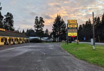 Seadrift Motel & Rv Park allows 18 year olds to book a room