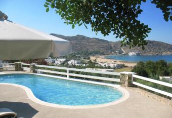 Manthos Place has Balcony rooms