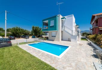 Danai Residential Complex has Balcony rooms