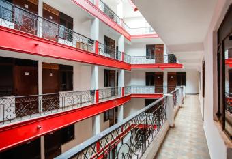 SPOT ON Hotel Harry s 1 Near Select Citywalk Mall allows 18 year olds to book a room