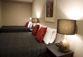 Diplomat Motel has Balcony rooms