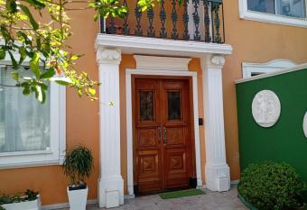 Insta Hostel Floripa allows 18 year olds to book a room