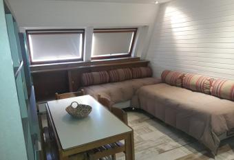 Departamento Las Le  as Edificio Atenas 608 allows 18 year olds to book a room