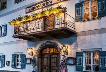 Landgasthof Karner allows 18 year olds to book a room