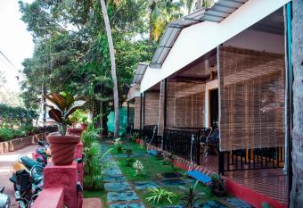 Patnem Beach Cottages has Balcony rooms