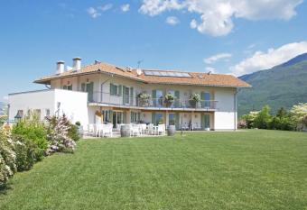 Agriturismo Locanda de l Arguta has Balcony rooms