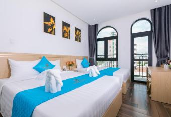 Euro Star Riverside Hotel has Balcony rooms