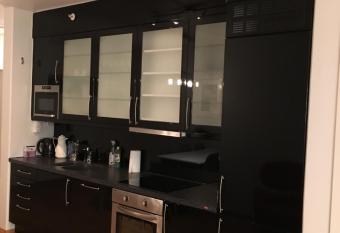 EDEL city apartment allows 18 year olds to book a room