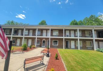 Elk Inn Motel has Smoking rooms