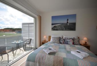 Apartm  ny Viva T  ebo   has Balcony rooms