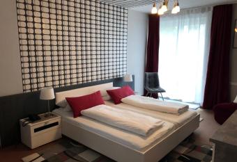 Hotel Bruchwiese allows 18 year olds to book a room