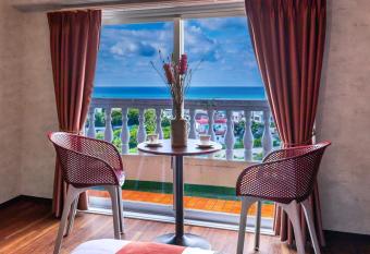 Onnason Prince Plage 1003 has Balcony rooms