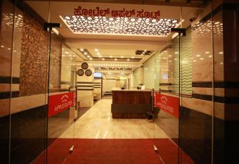 Hotel Apple Suites allows 18 year olds to book a room