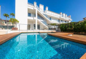   tico Las Palmeras has Balcony rooms