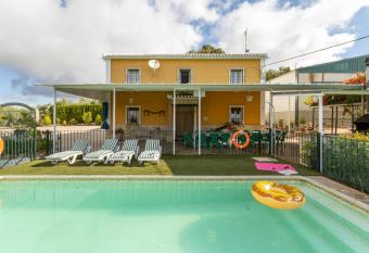 Cortijo Rural Puerto Nuevo has Smoking/Balcony rooms