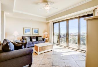 Abacos has Balcony rooms