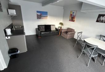 Butlers Reef Accommodation has Balcony rooms