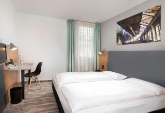 ibis Styles Hotel Gelsenkirchen allows 18 year olds to book a room