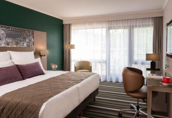 Leonardo Royal Hotel Baden- Baden allows 18 year olds to book a room