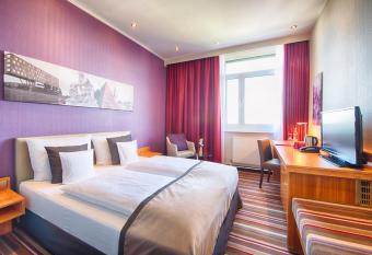 Leonardo Hotel Karlsruhe allows 18 year olds to book a room