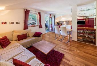 Ferienwohnung Wurzh  he has Balcony rooms