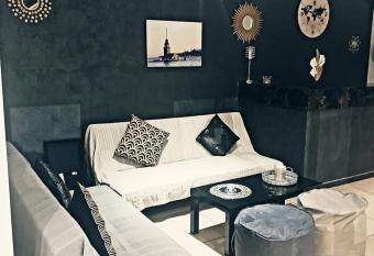 La Cascade allows 18 year olds to book a room