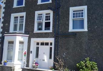 Craig-y-Mor allows 18 year olds to book a room