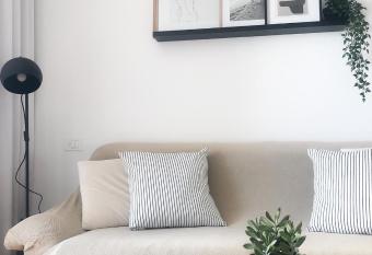 pe  iscola playa primera linea has Balcony rooms