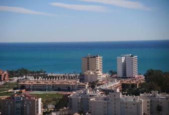 NUEVO LA TORRE allows 18 year olds to book a room