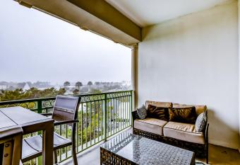 Inn at Seacrest 403 has Balcony rooms