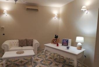 Il Sogno Srls has Balcony rooms