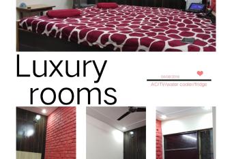 Sudha sadan has Balcony rooms