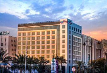 Ramada Encore by Wyndham Muscat Al-Ghubra allows 18 year olds to book a room