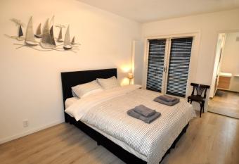 Zaras Studios has Balcony rooms