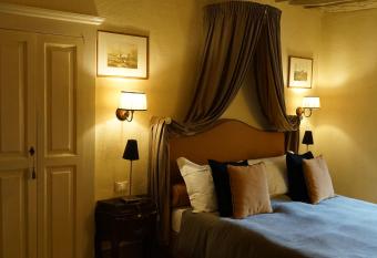 LOCANDA IL CANOVACCIO allows 18 year olds to book a room