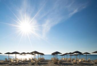 Olympios Zeus allows 18 year olds to book a room