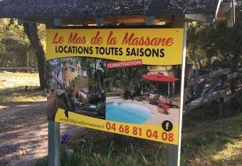 Gites de la Massane has Balcony rooms