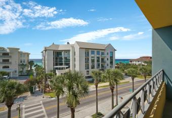 Inn at Gulf Place has Balcony rooms